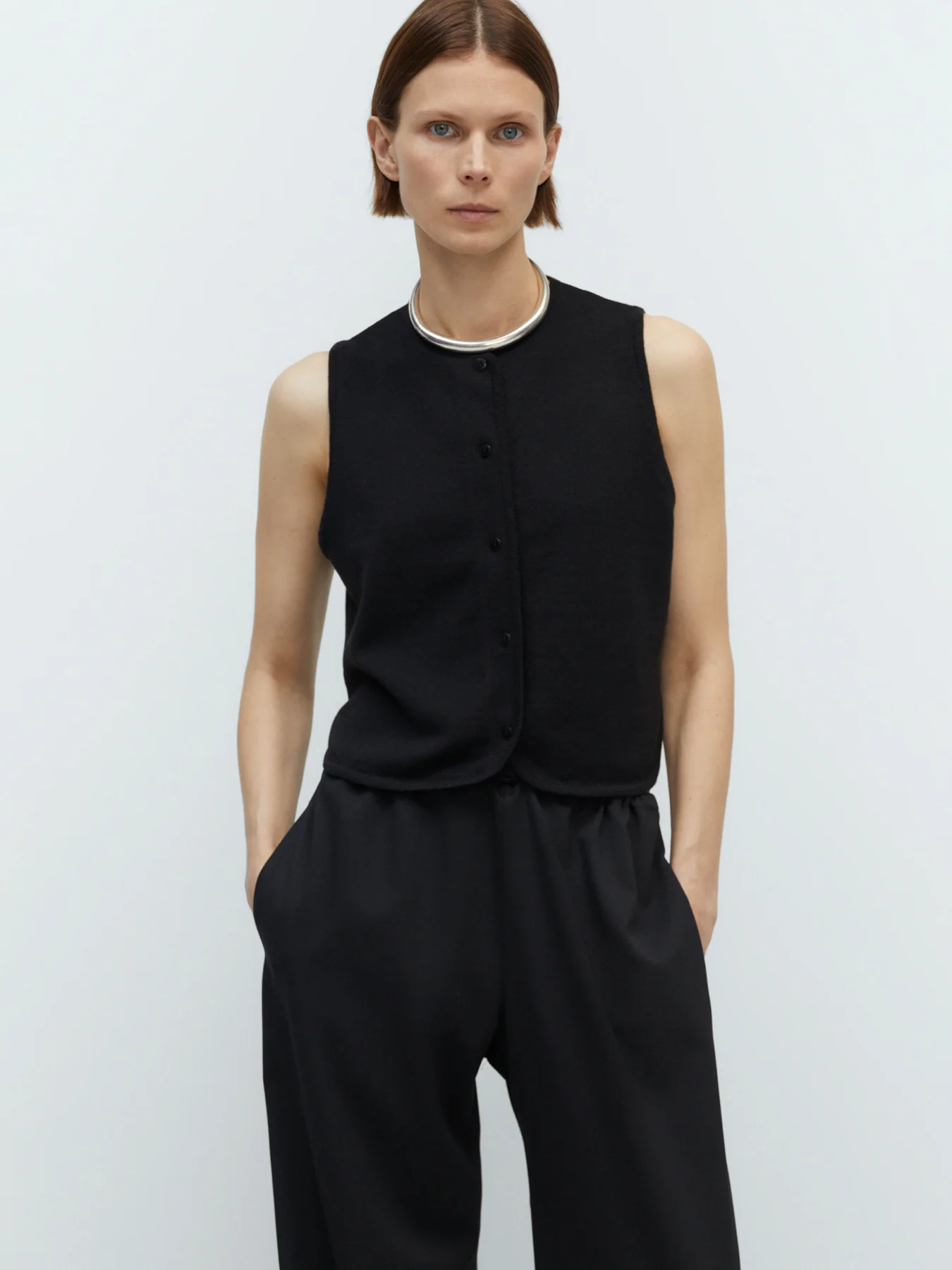 CORDERA Merino Waistcoat Black - Image 3