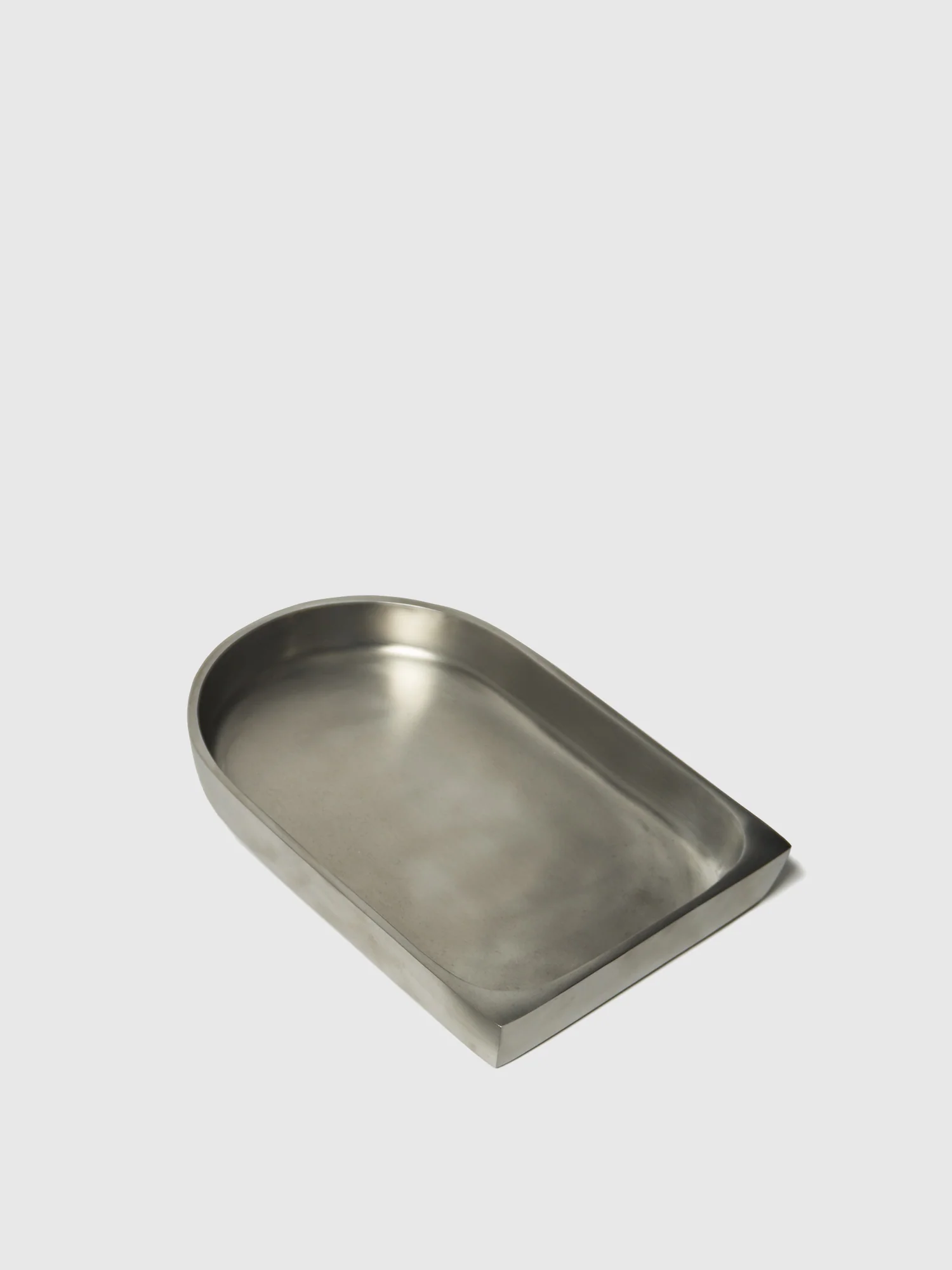 Lightly Arc Tray Medium Aluminium - Image 2