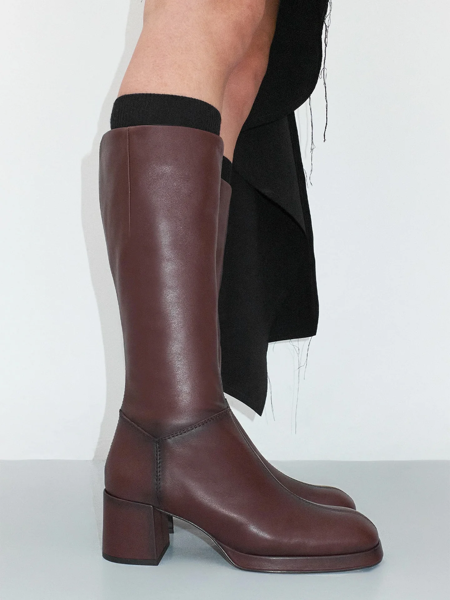 MIISTA Maple Brushed Burgundy Black Boots - Image 6