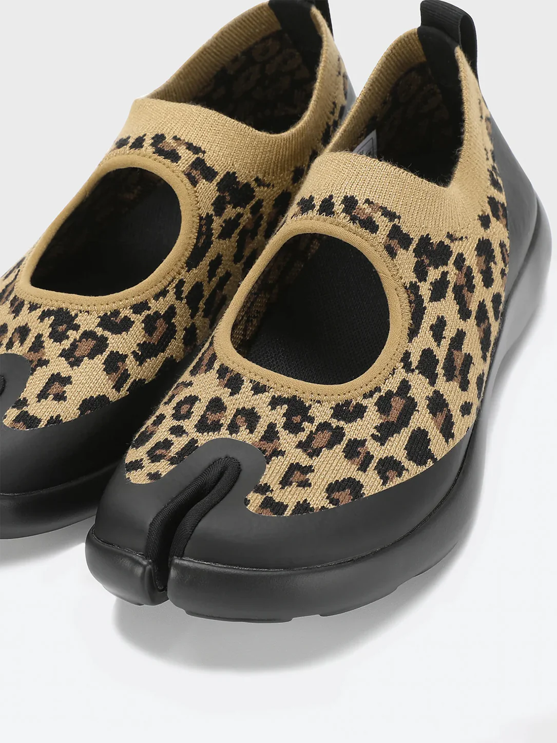 Tabi Sandal Brown Leopard - Image 5