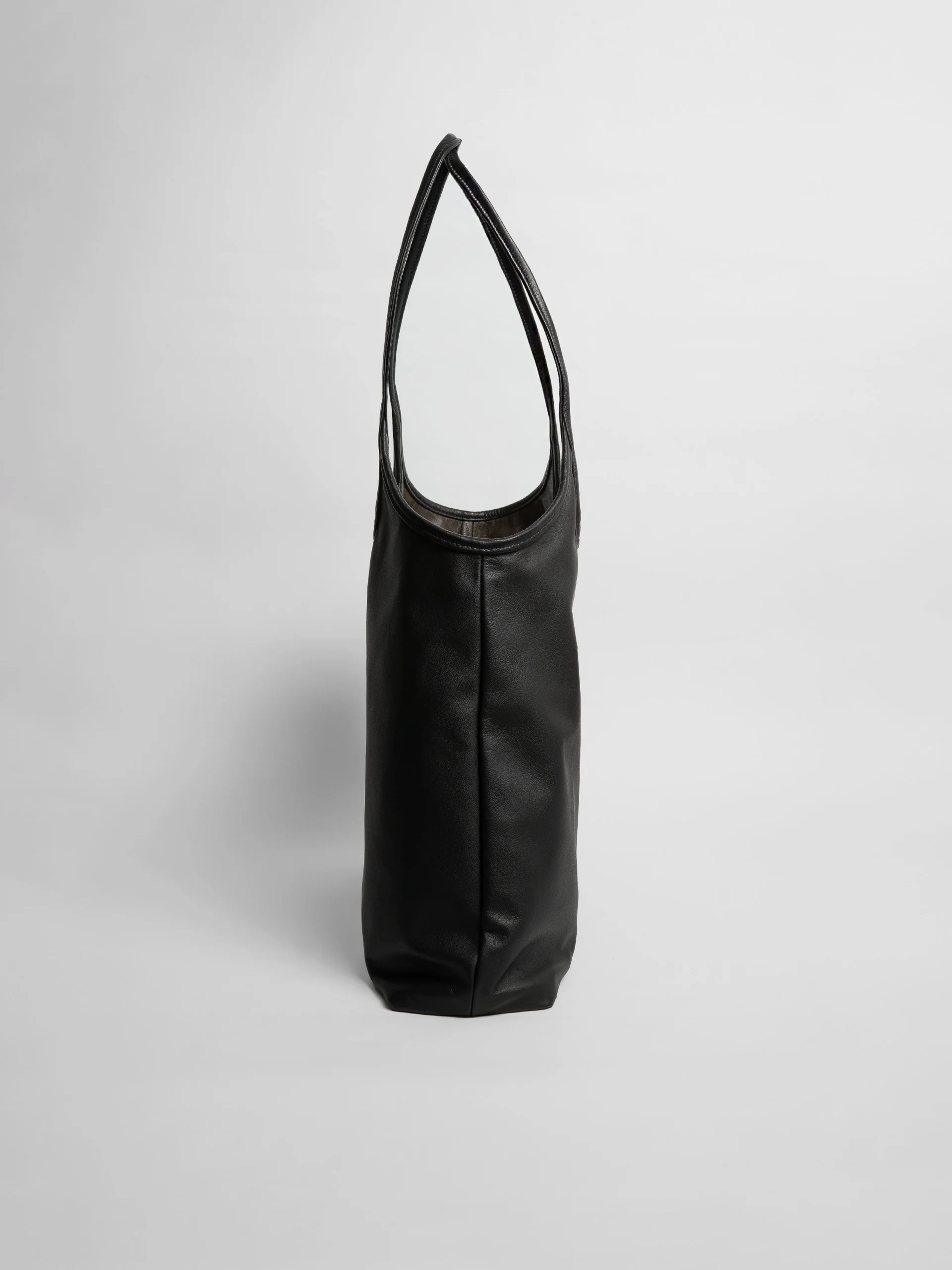 The Lair Freja Reversible Tote Large - Image 8