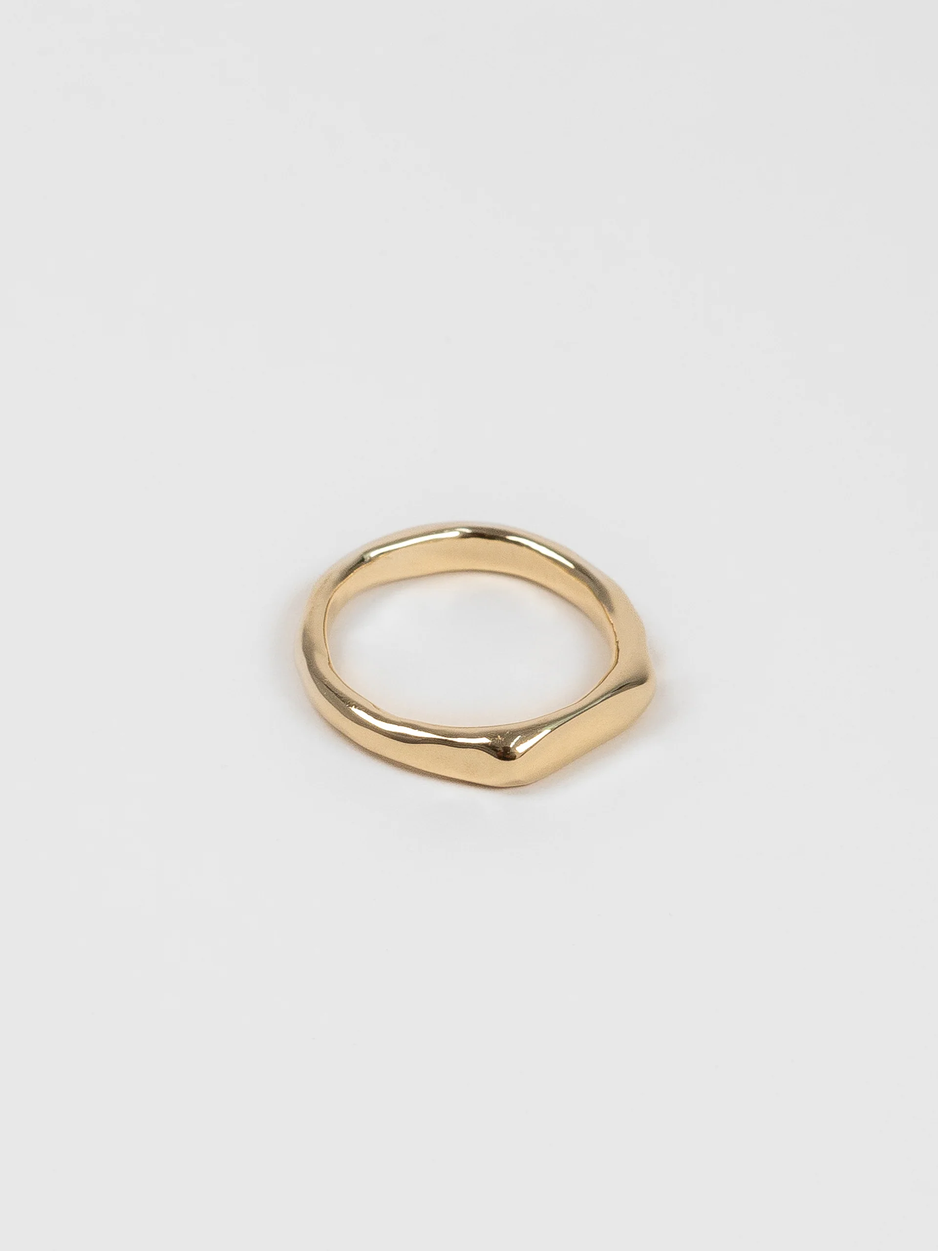 The Lair Jewellery Mizumi Ring 9ct Yellow Gold - Image 3