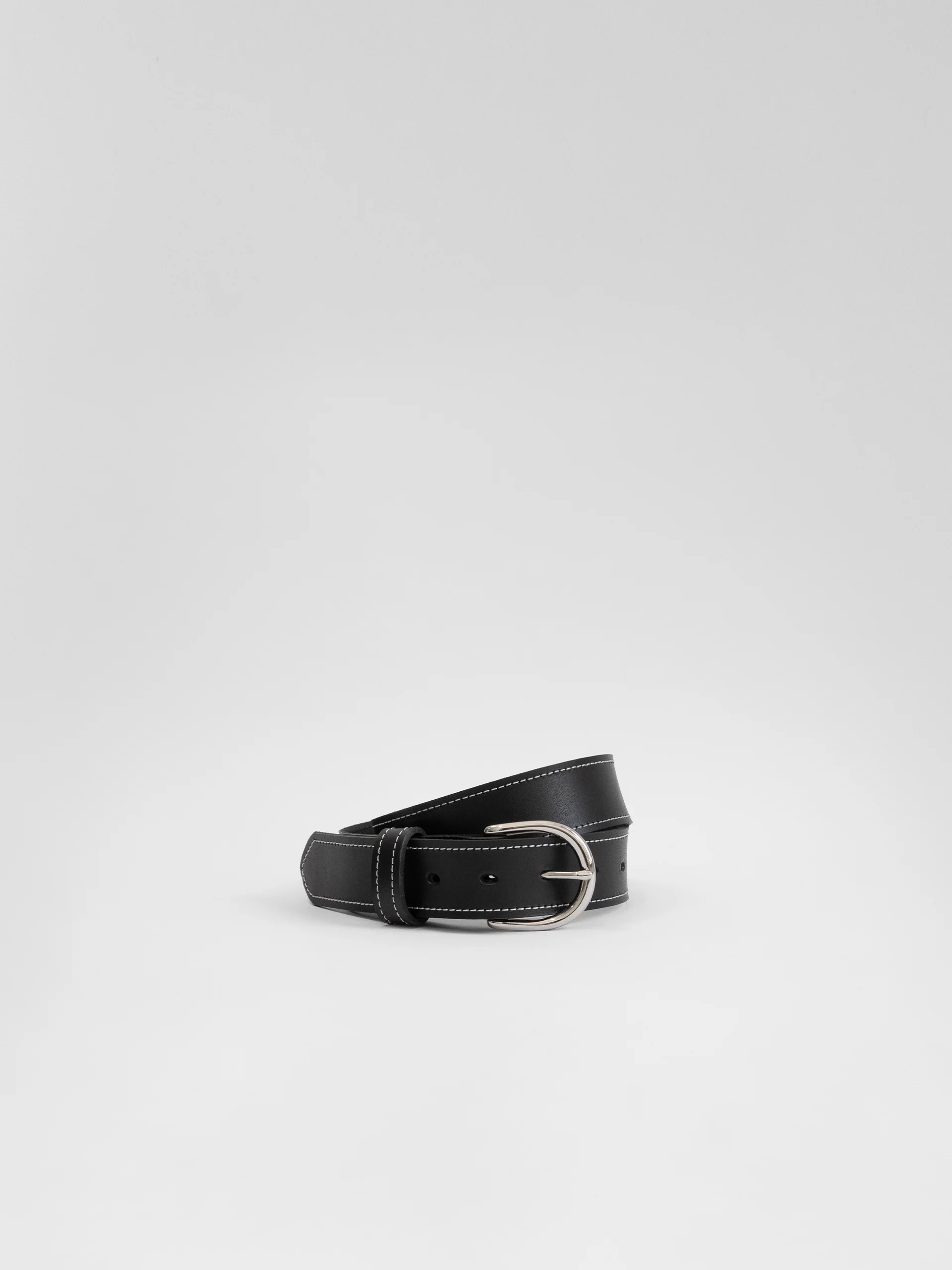 The Lair Maya White Stitch Belt Slim
